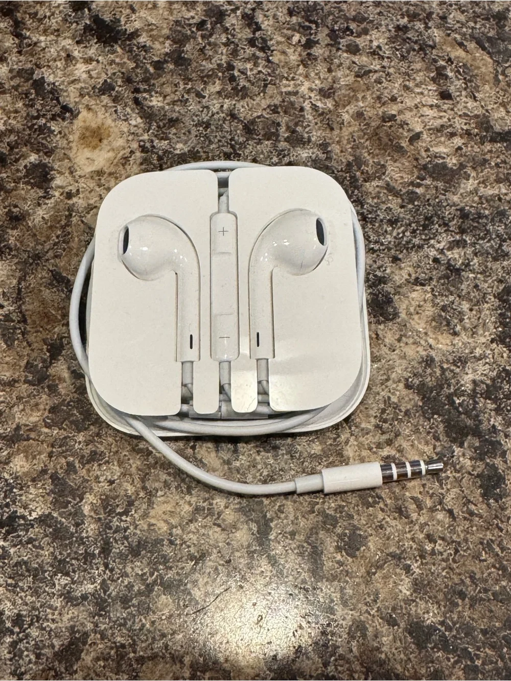 Apple iPhone EarPods OEM Wired Mic 3.5mm Jack Headset Earbuds Headphones